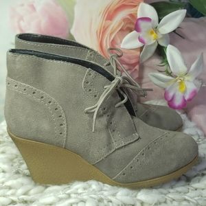 Mia Lace Up Wedge Shootie booties Size 6